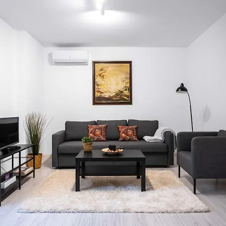 Modern Living - 1bd On Blvd. Tsar Boris Ii *